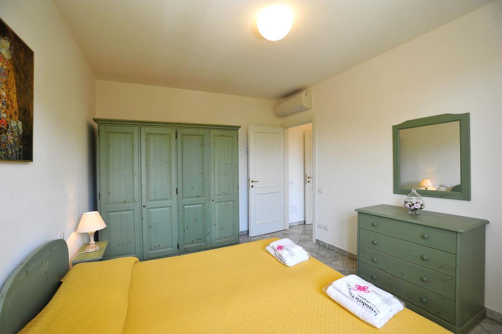 Aparthotel Borgo Etrusco Scarlino Habitación foto